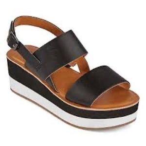 a.n.a Womens Nassau Strap Sandals NWT